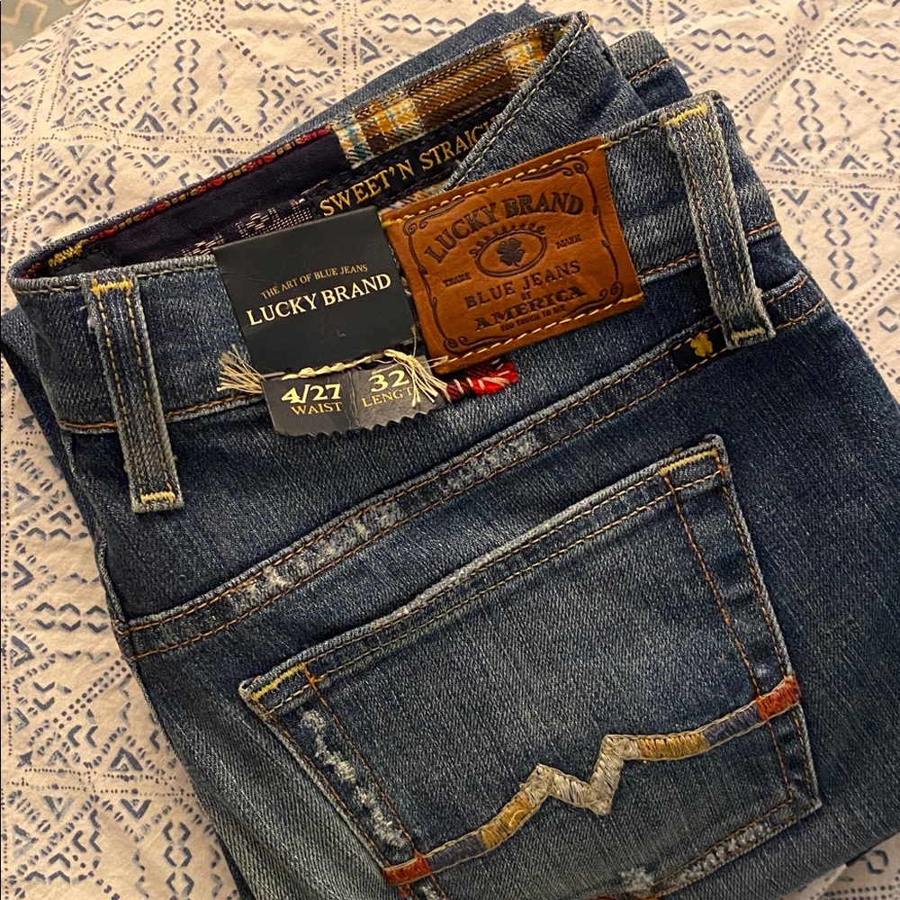 Lucky Brand 🍀👖low rise Sweet’N Straight Jeans 4/27 x 32